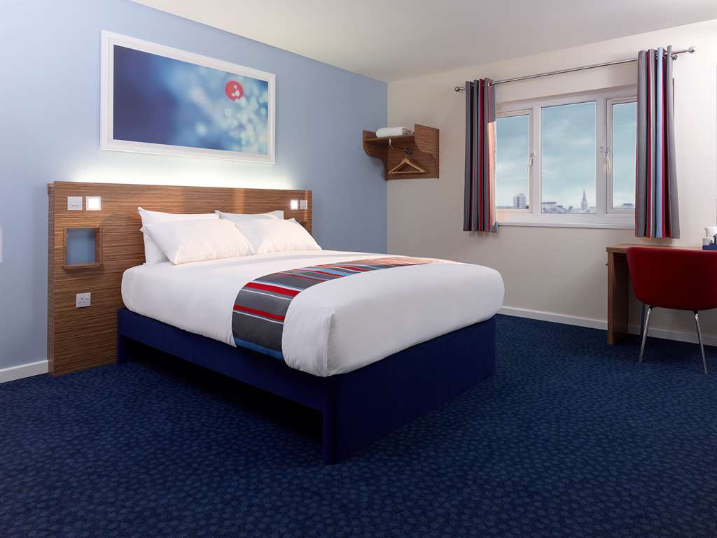 Travelodge Walton On Thames חדר תמונה