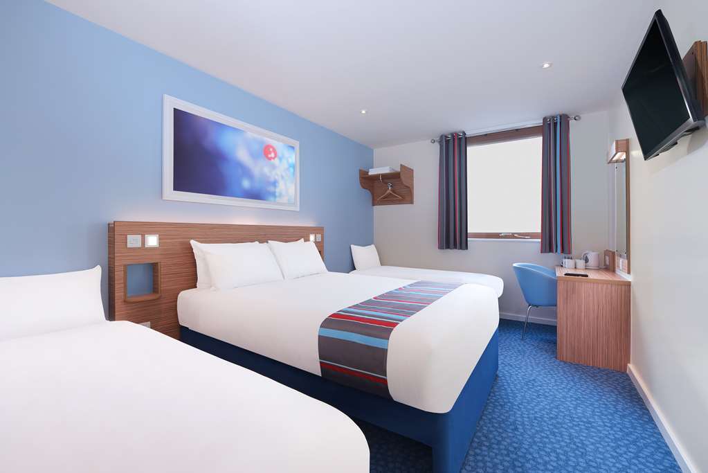 Travelodge Walton On Thames חדר תמונה