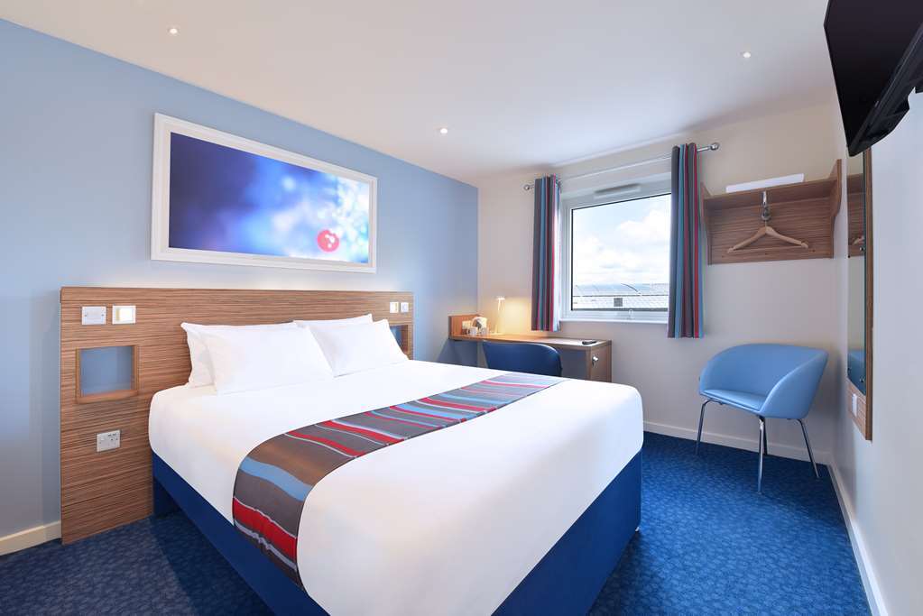 Travelodge Walton On Thames חדר תמונה